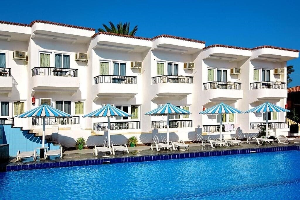 Фотография Sand Beach Hotel 3*