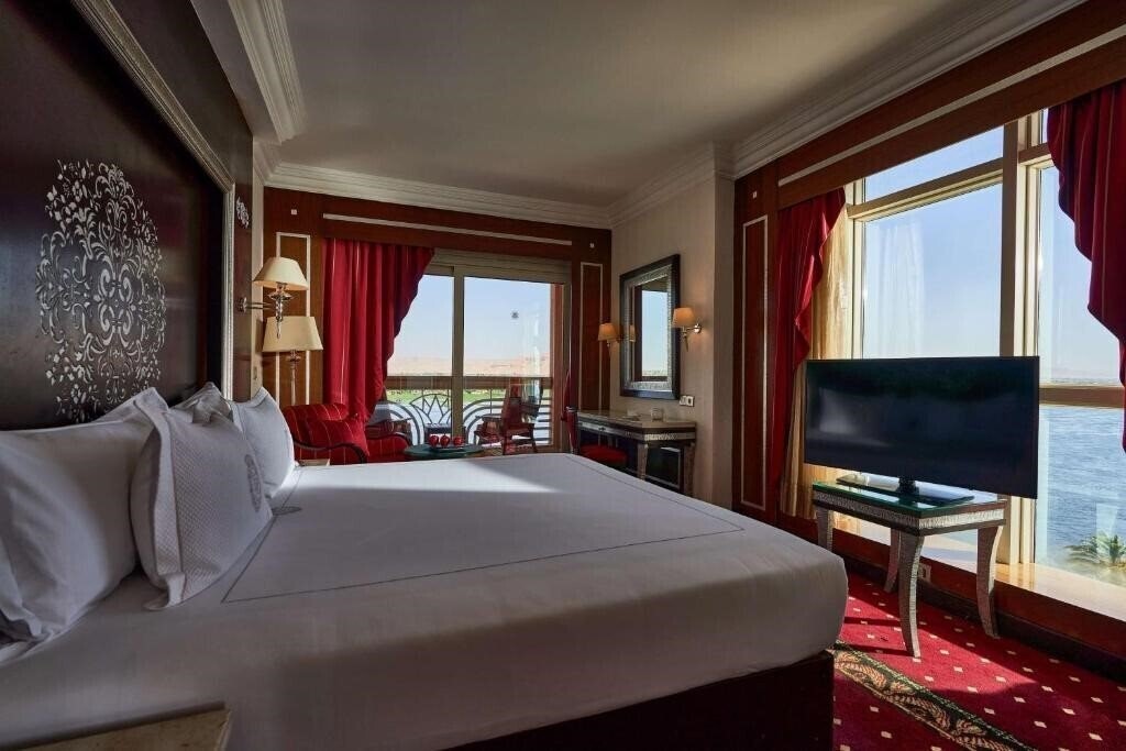 Панорама Sonesta St. George Hotel 5*