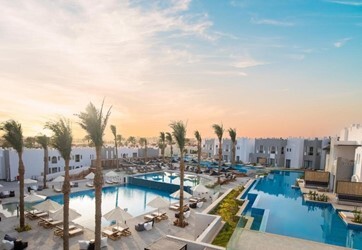 Отель Jaz Makadi Oasis Resort & Club 5*