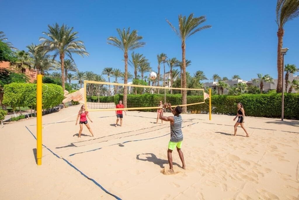 Апартаменты Jaz Makadi Oasis Resort & Club 5*