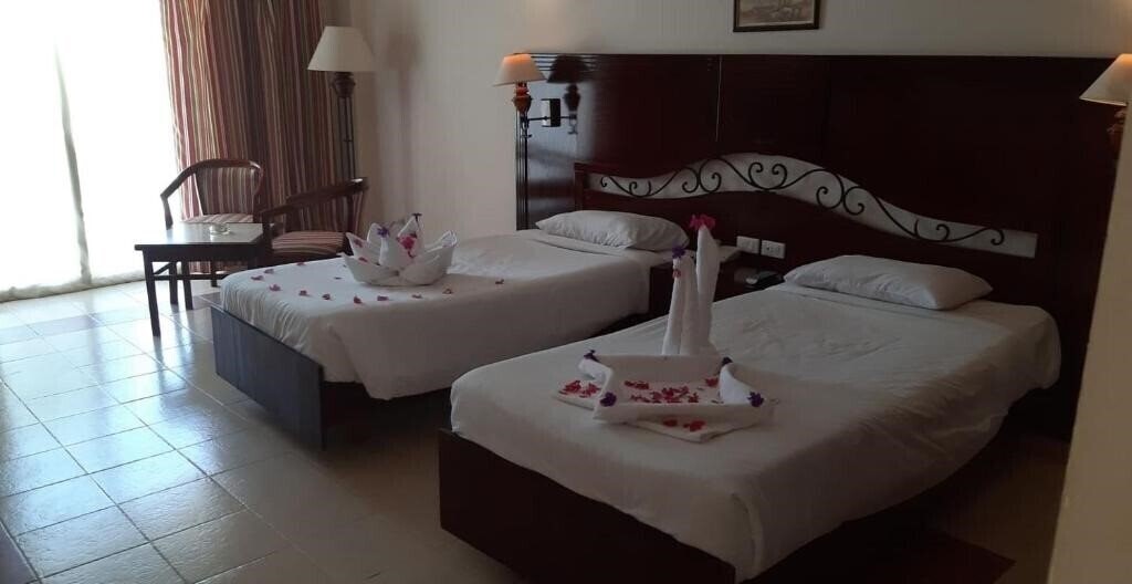Апартаменты Royal Brayka Beach Resort 5*