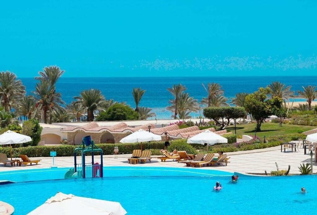 Отель Royal Brayka Beach Resort 5*
