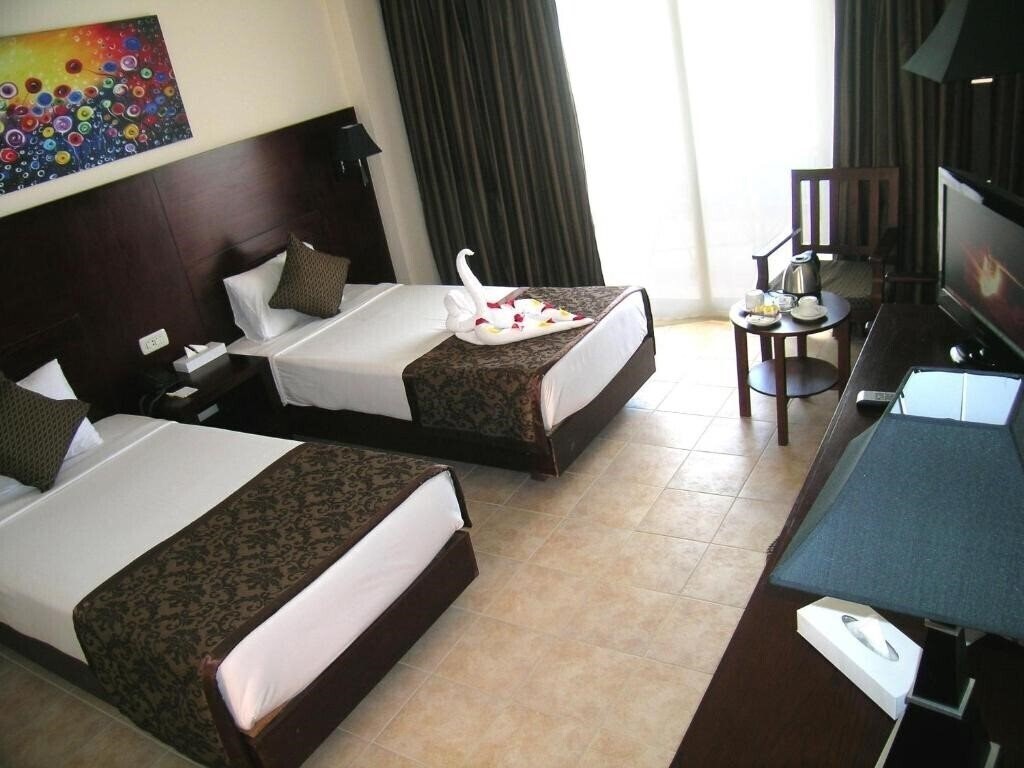 Фото Royal Brayka Beach Resort 5*