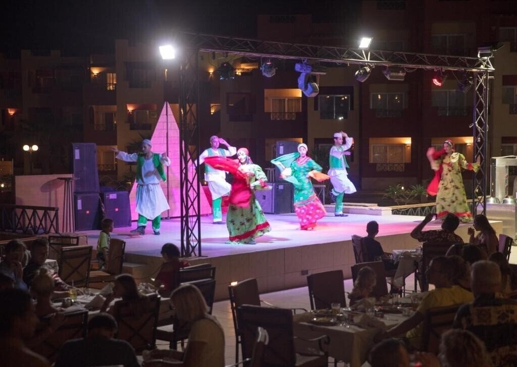 Територія Casa Mare Resort (ex. Royal Tulip Beach Resort ) 5*