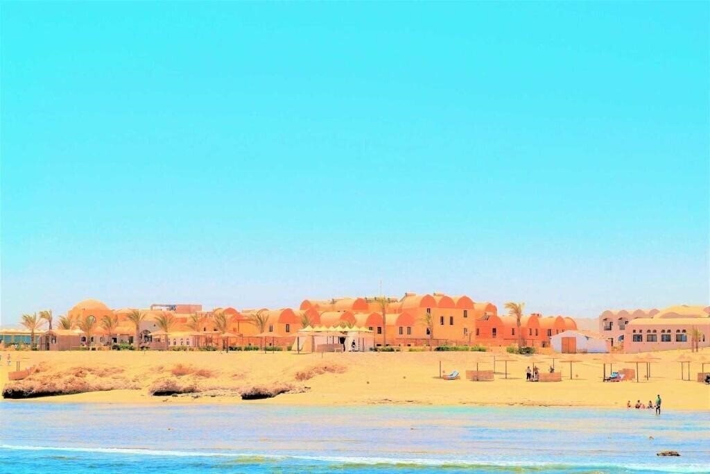 Апартаменты Rohanou Beach Resort & Eco Lodge 4*