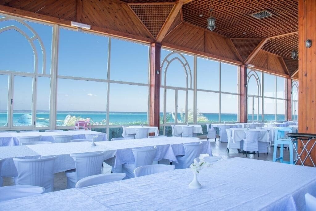 Територія Emerald Lagoon 5*