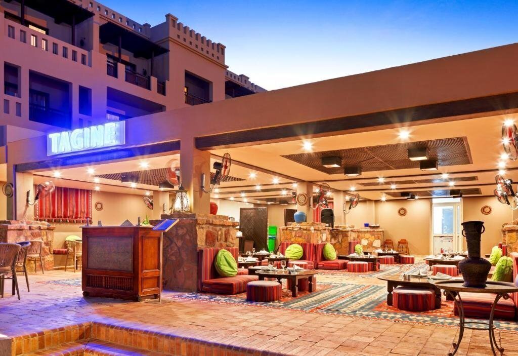 Картинка Pickalbatros Oasis Hotel Port Ghalib (ex. Red Sea Port Ghalib Resort, The Sahara Sun Oasis, Crowne Plaza Sahara Oasis, Siva Port Ghalib) 5*