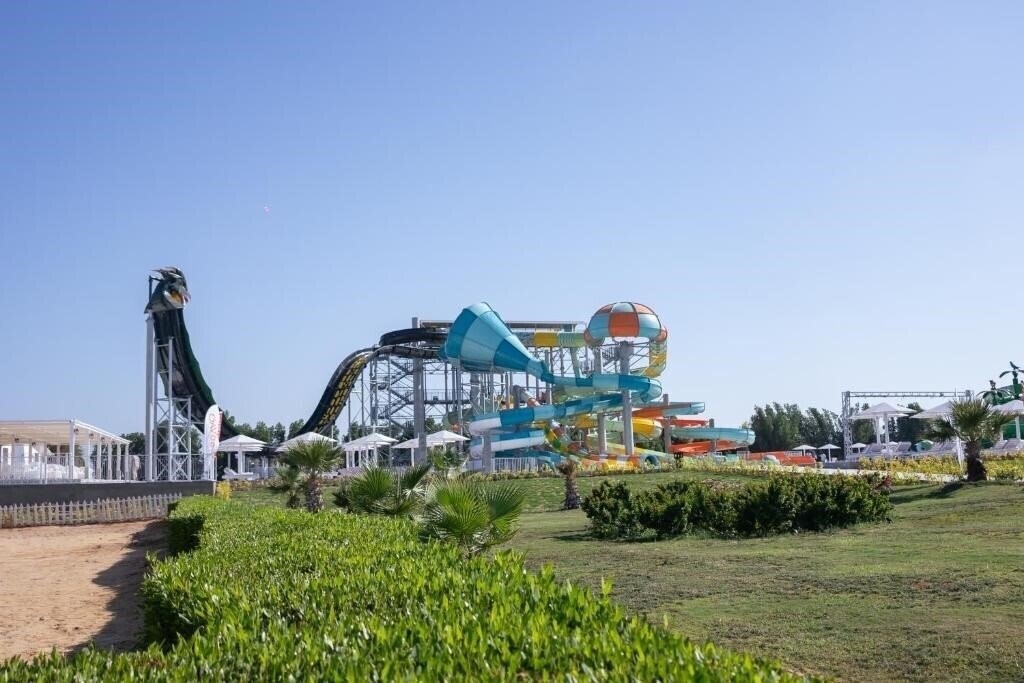 Панорама Sirena Beach Resort & SPA 5*