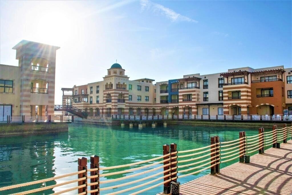 Панорама Marina Residence Suites Port Ghalib 4*