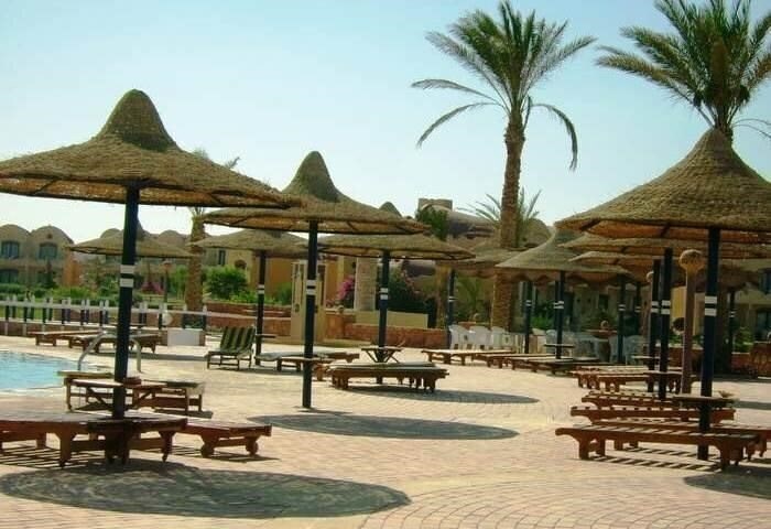 Территория Carnelia Beach Resort 4*