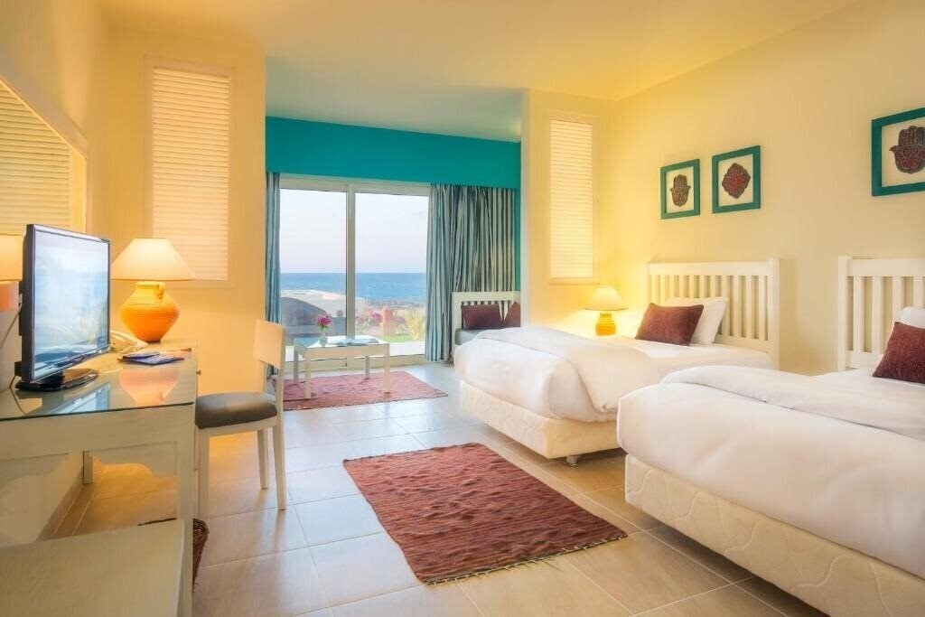 Территория Caesar Bay Resort 5*