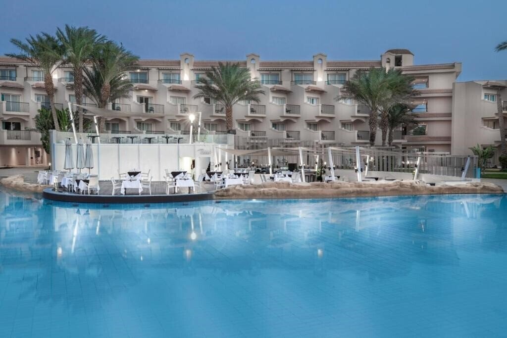 Панорама Pyramisa Beach Resort Sahl Hasheesh 5*