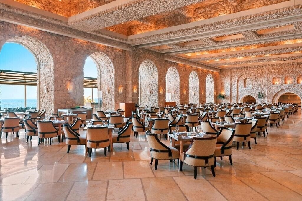 Картинка Pickalbatros Citadel Resort Sahl Hasheesh (ex. Albatros Citadel Sahl Hasheesh, Citadel Azur Resort) 5*