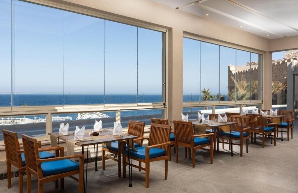Панорама Pickalbatros Citadel Resort Sahl Hasheesh (ex. Albatros Citadel Sahl Hasheesh, Citadel Azur Resort) 5*