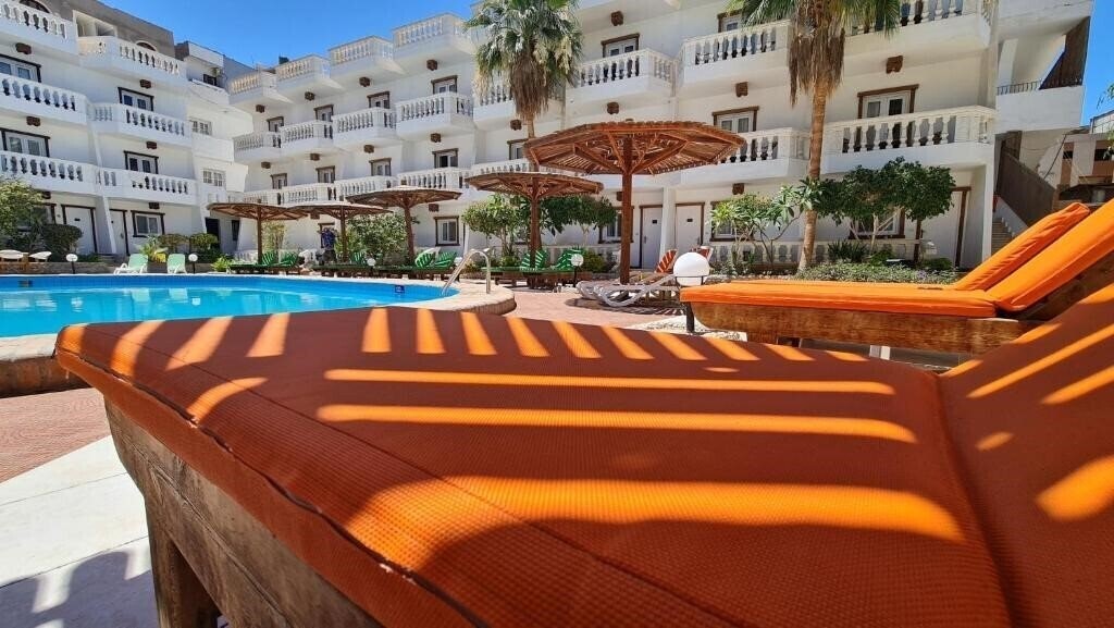 Панорама Zak Inn 3*