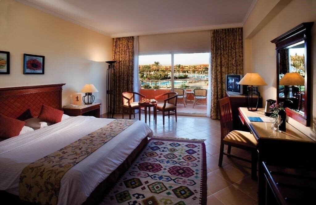 Зображення Amwaj Oyoun Resort 4*