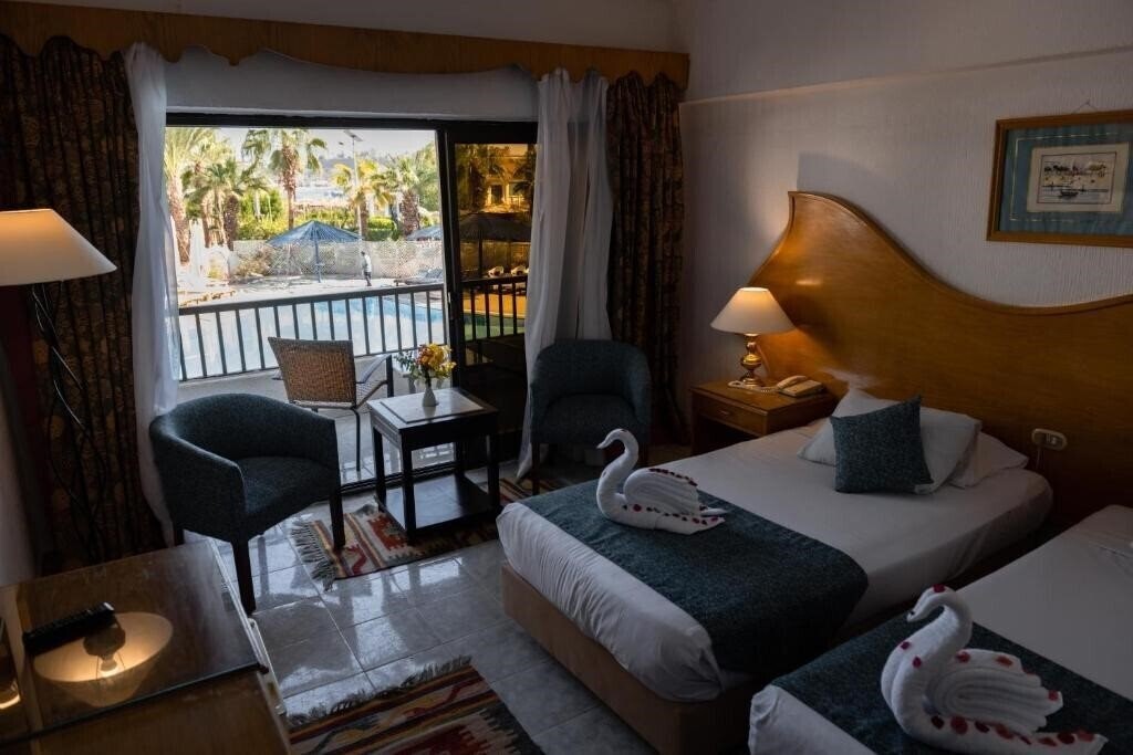 Картинка Turquoise Beach Hotel 4*