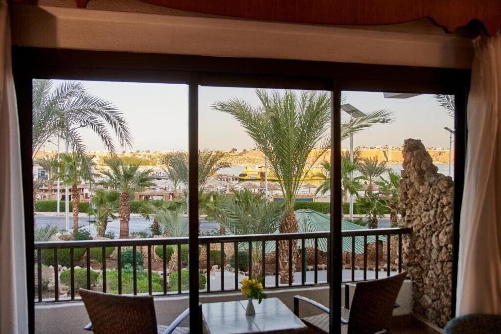 Вид Turquoise Beach Hotel 4*
