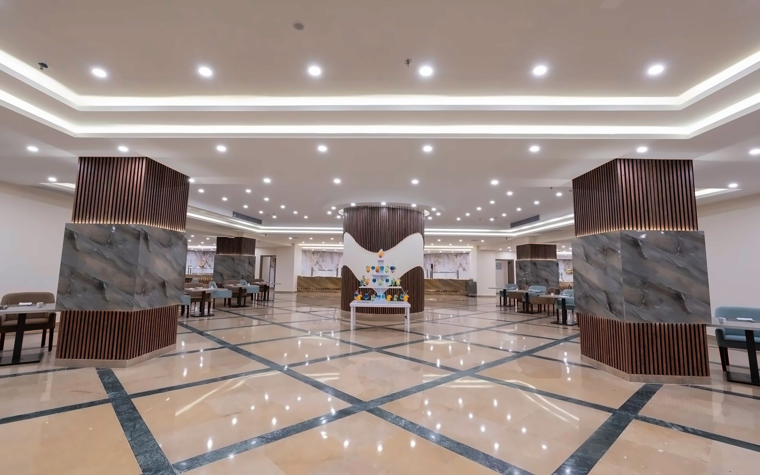 Вид Parrotel Beach Resort 5*