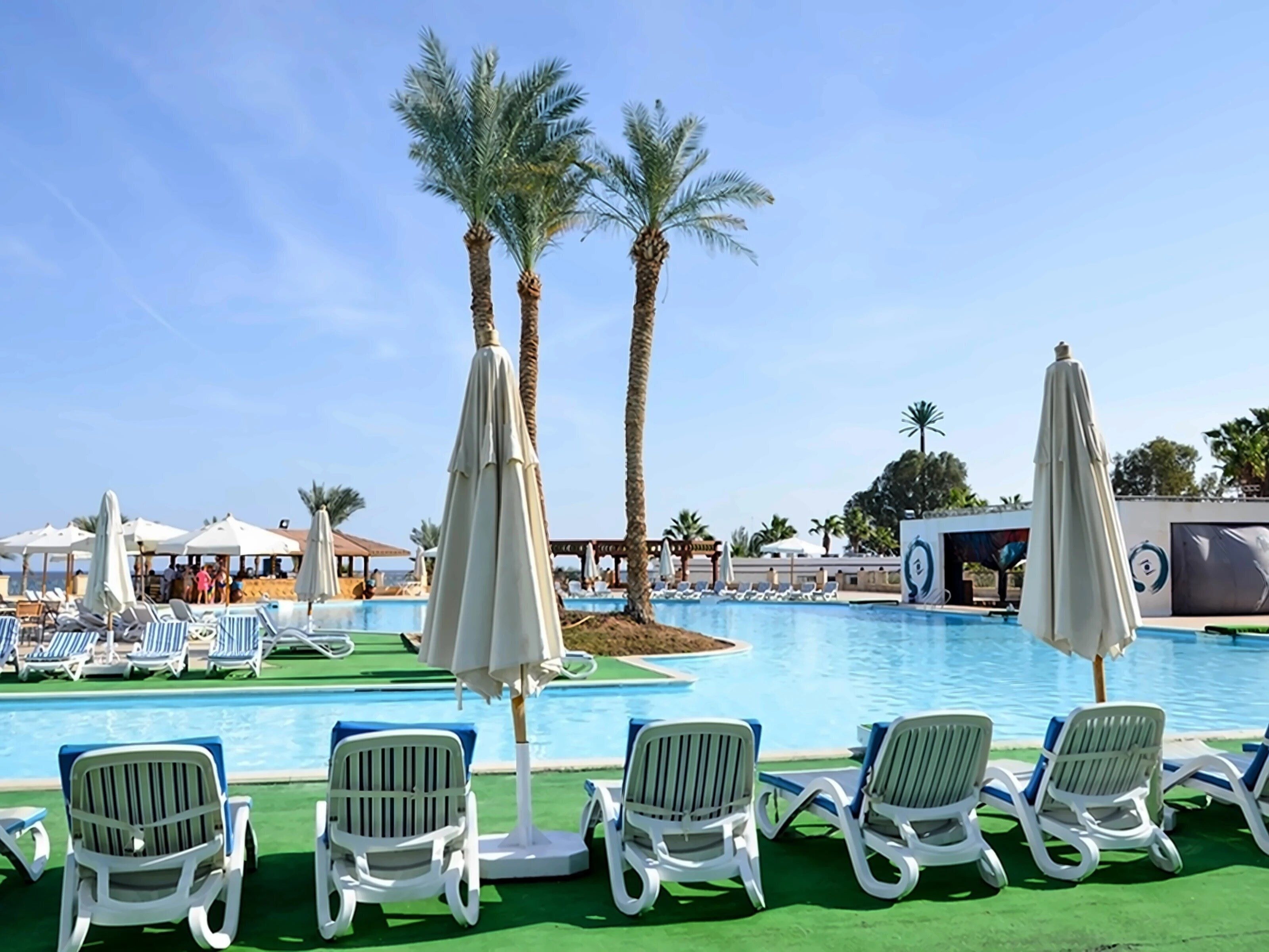 Территория Queen Sharm Resort 4*