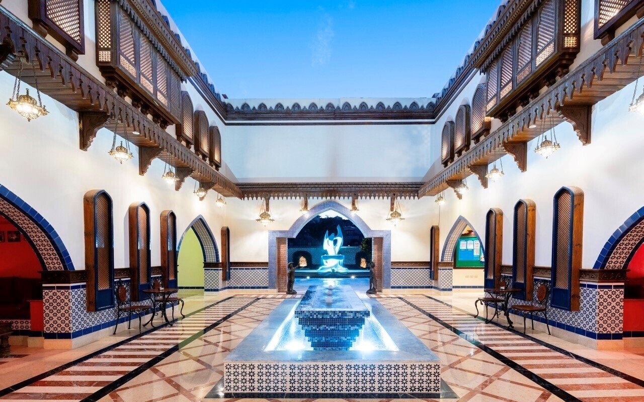 Панорама Faraana Heights Hotel 4*