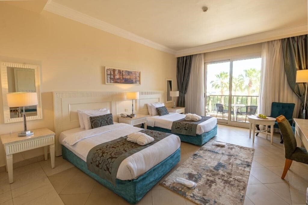 Отель IL Mercato Hotel 5*