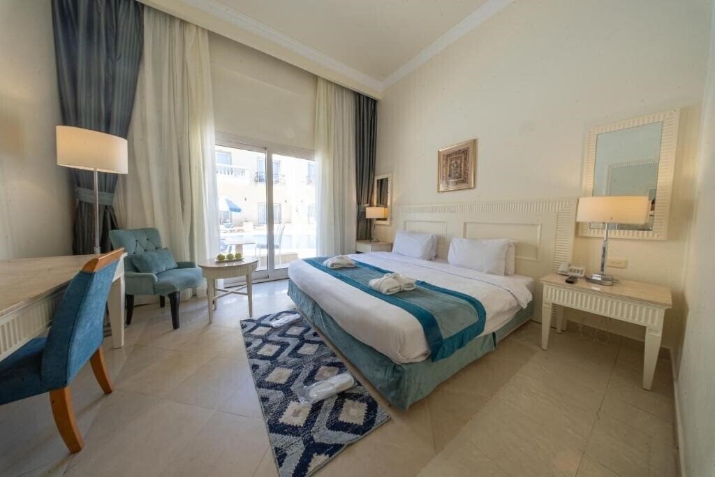 Панорама IL Mercato Hotel 5*