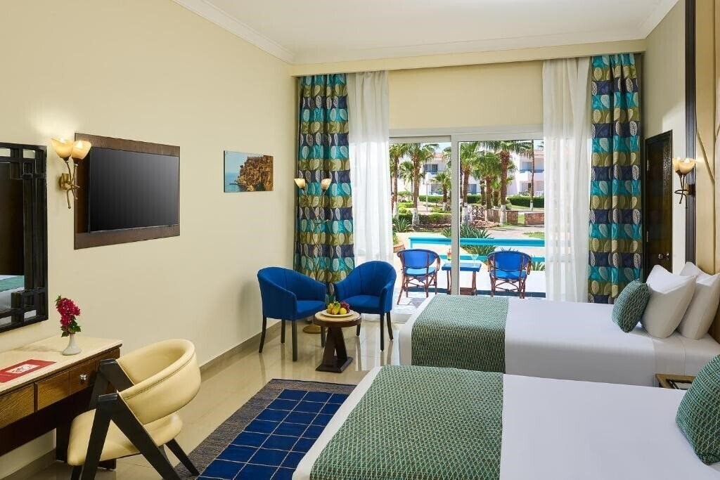Изображение Dreams Beach Resort 5*