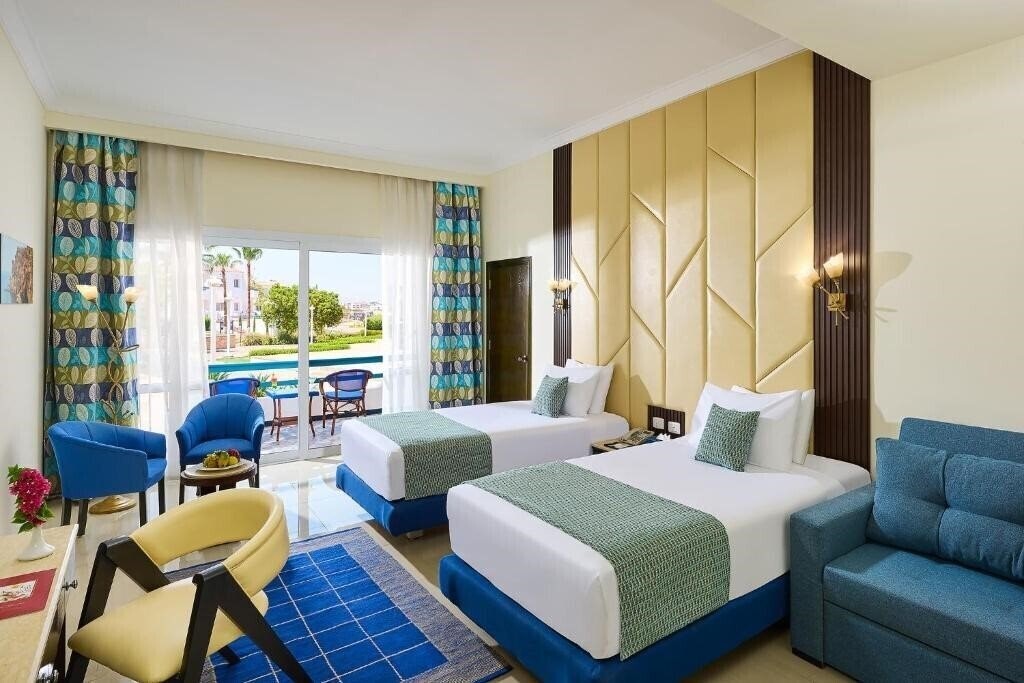 Вид Dreams Beach Resort 5*