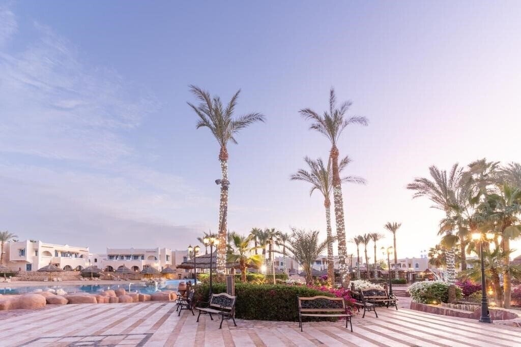 Картинка Faraana Reef Resort 4*