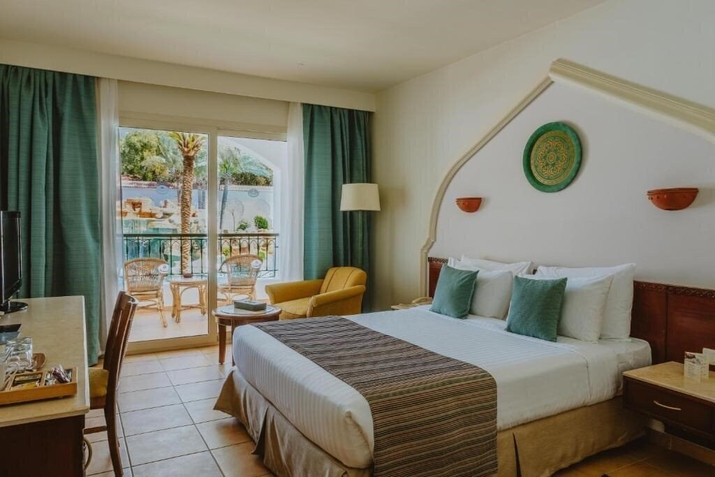 Фото Baron Palms Resort 5*