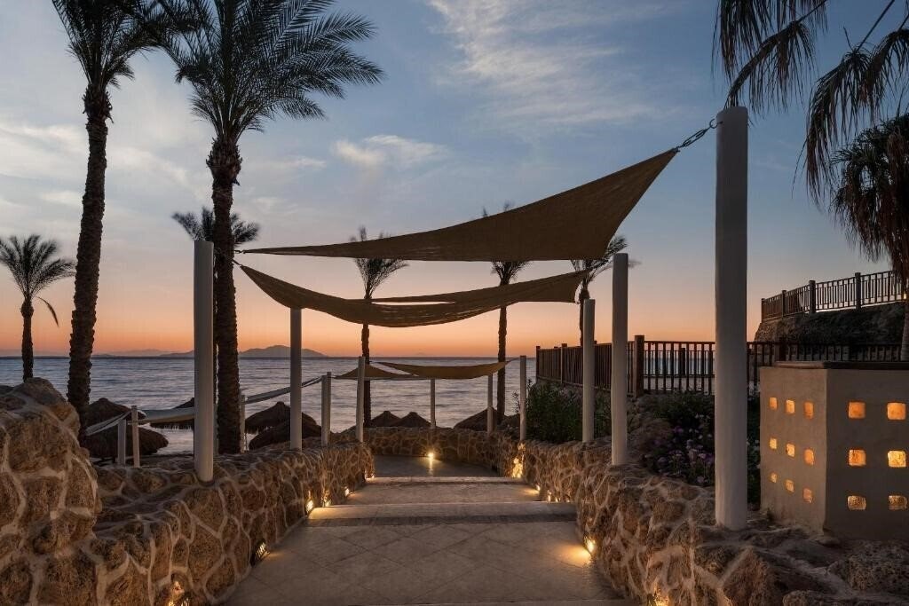 Территория The Grand Hotel Sharm El Sheikh 5*