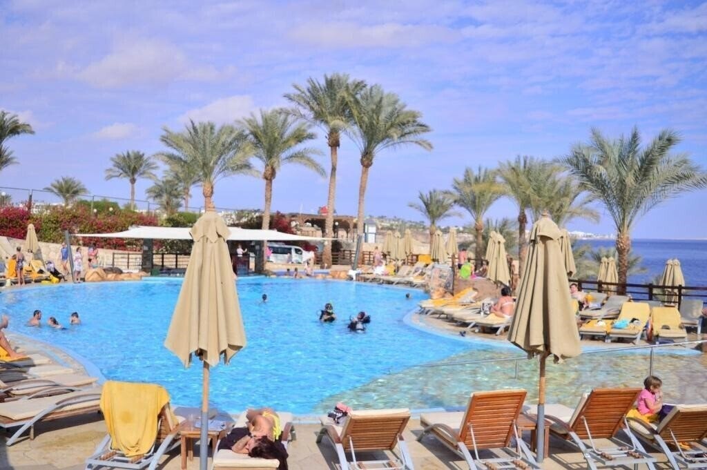 Вид Xperience Sea Breeze Resort 5*