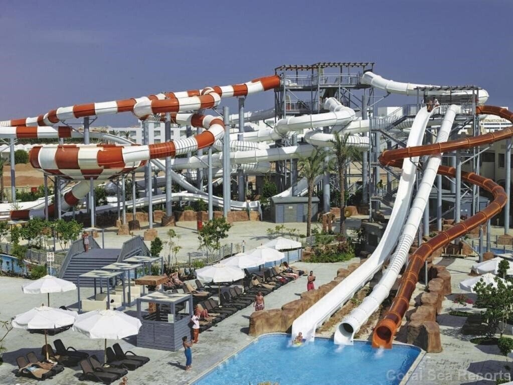 Вид Coral Sea Water World 5*