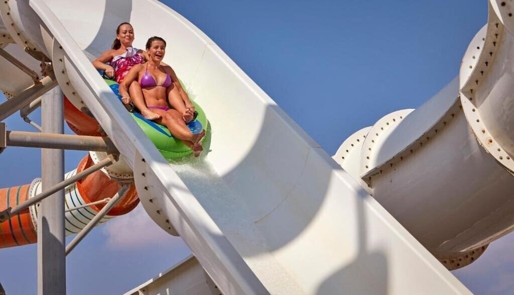 Апартаменты Coral Sea Water World 5*