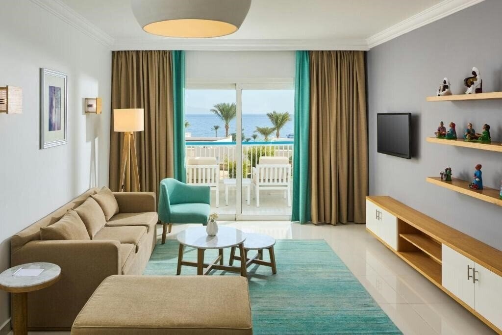 Фото Renaissance Sharm El Sheikh Golden View Beach Resort 5*