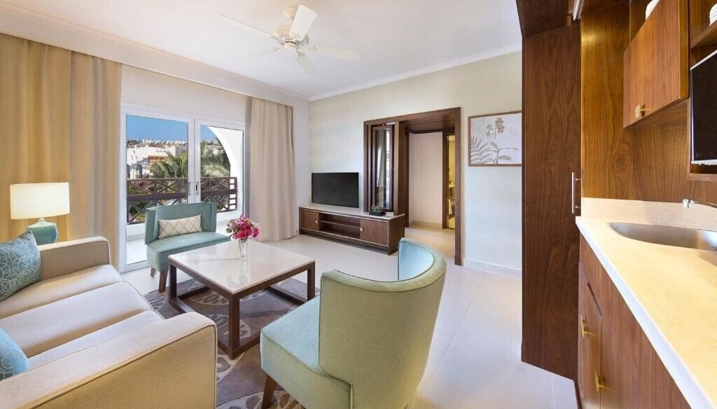 Территория Dreams Vacation Club 5*