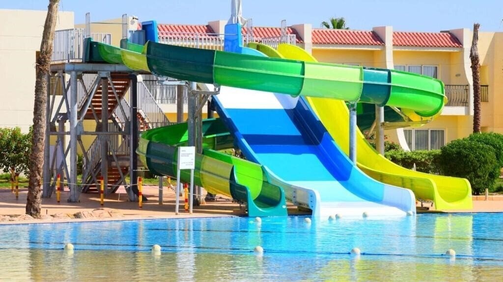 Картинка DoubleTree by Hilton Sharks Bay Resort Mountain Side 4*