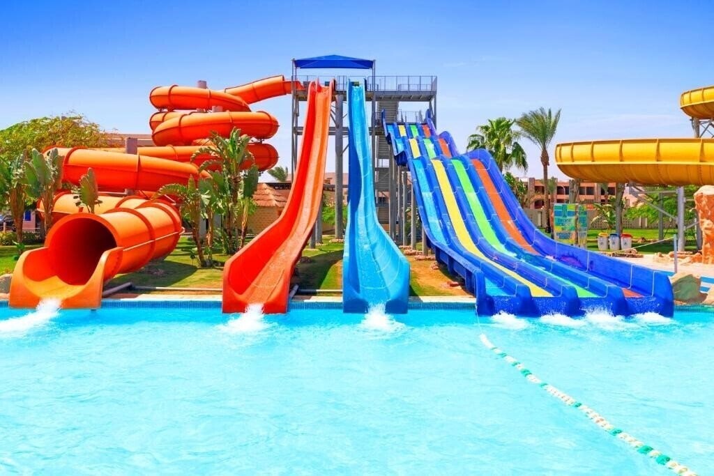 Территория Pickalbatros Royal Moderna Sharm 5*