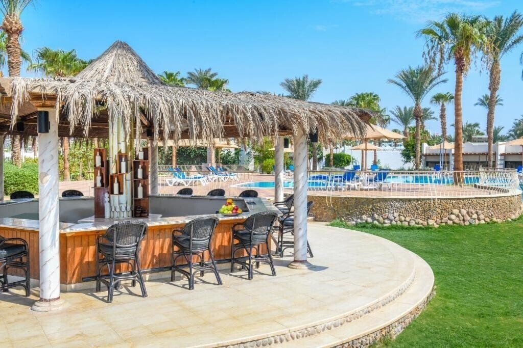 Територія Jaz Fayrouz Resort (ex. Hilton Sharm El Sheikh Fayrouz Resort) 4*