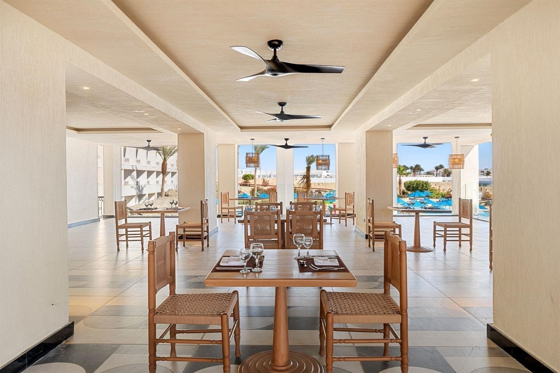 Вид DoubleTree by Hilton Sharks Bay Resort Beach Side 4*