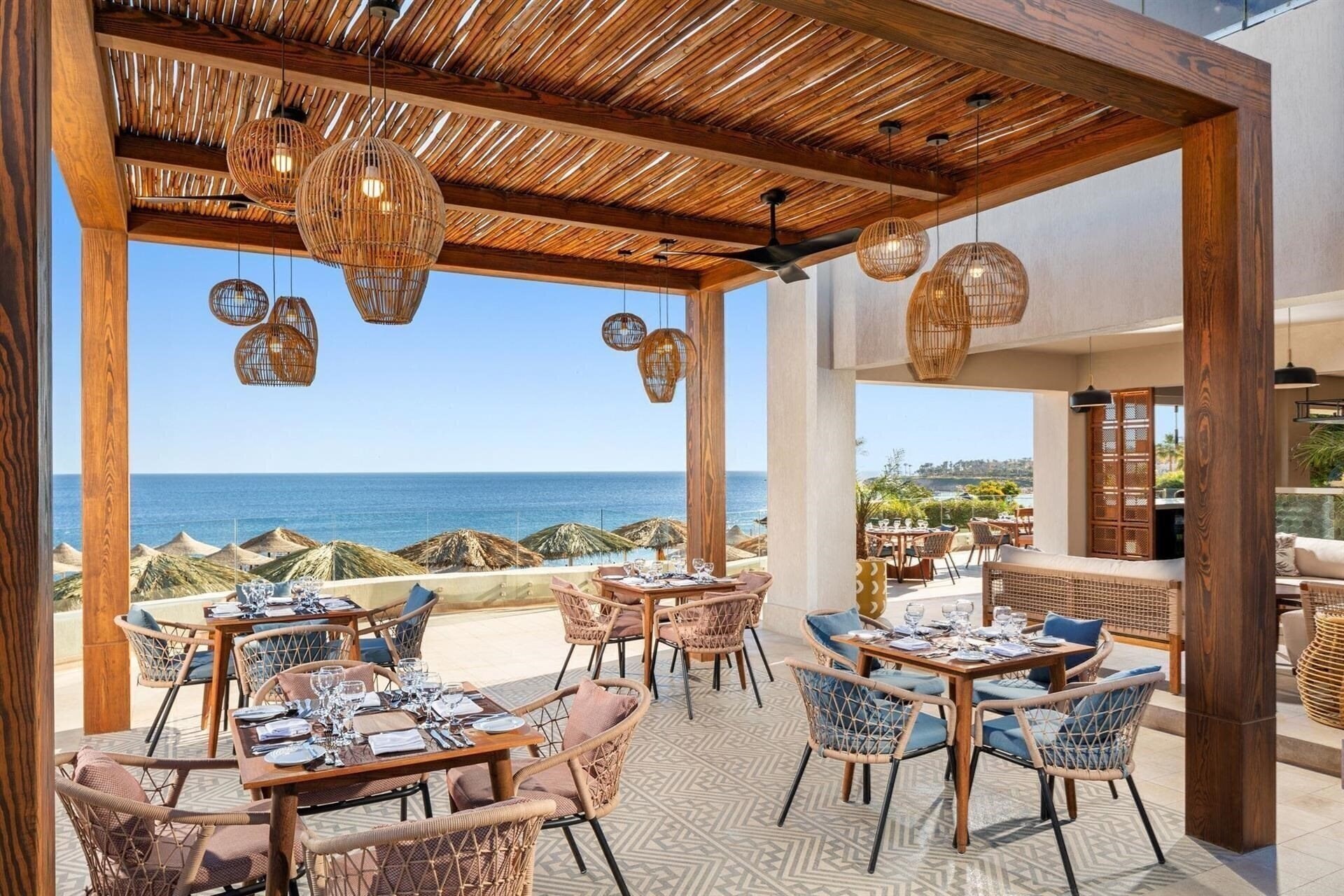 Фотография DoubleTree by Hilton Sharks Bay Resort Beach Side 4*