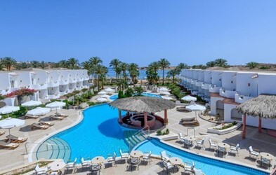 Отель Dreams Beach Resort 5*