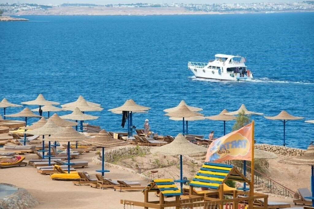 Апартаменти Amphoras Blu (ex. Otium Park Amphoras Blu Resort) 4*