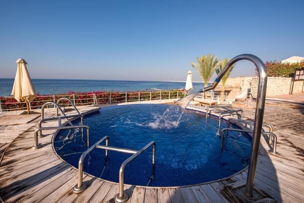 Панорама Reef Oasis Beach Resort 4*