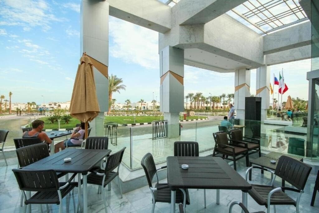 Вид Swiss Heaven Sharming Inn Hotel 4*