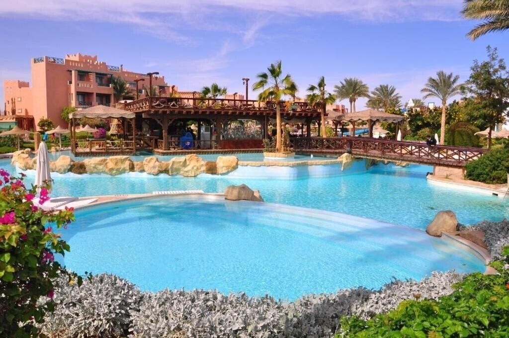 Территория Rehana Sharm Resort Aqua Park & SPA 4*
