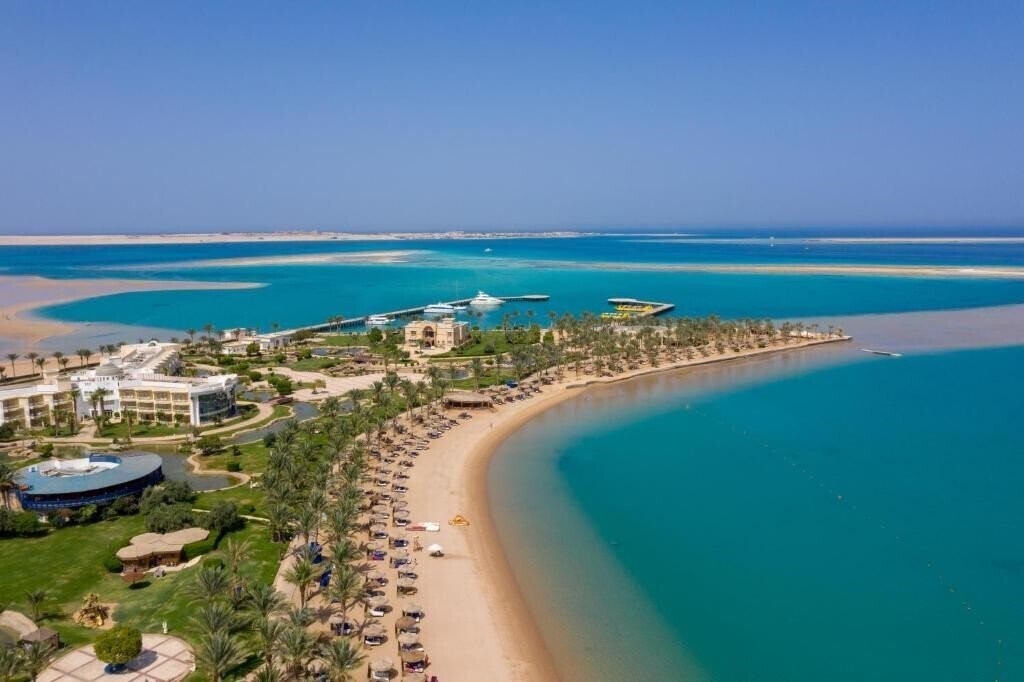 Готель Palm Royale Soma Bay 5*