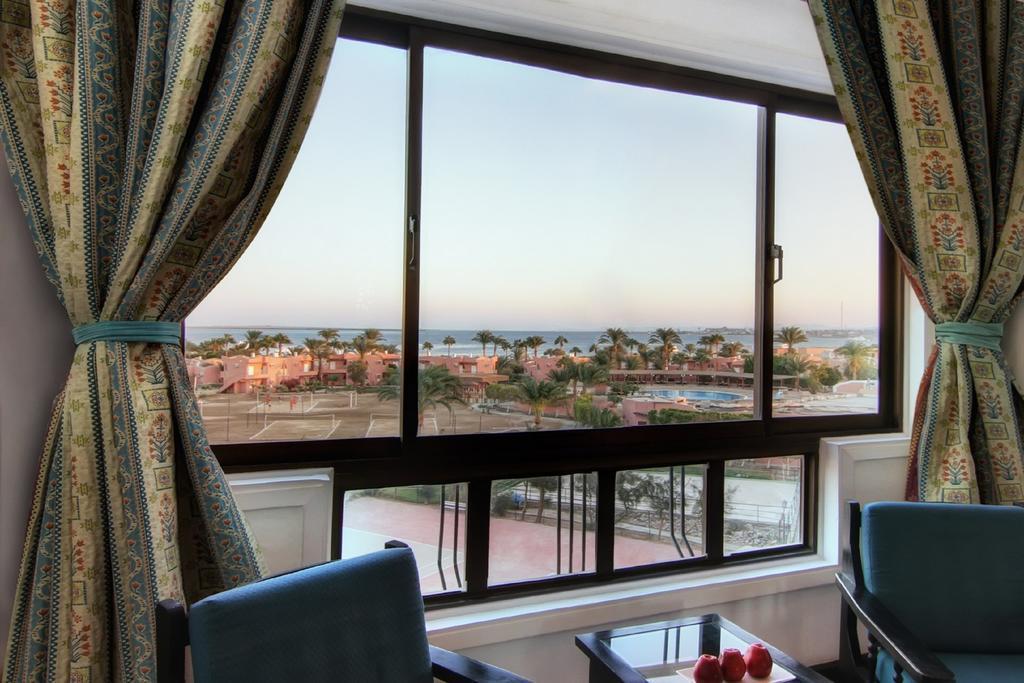 Вид Eagles Paradise Abu Soma Resort (ex. Sol Y Mar Paradise Beach Resort) 4*