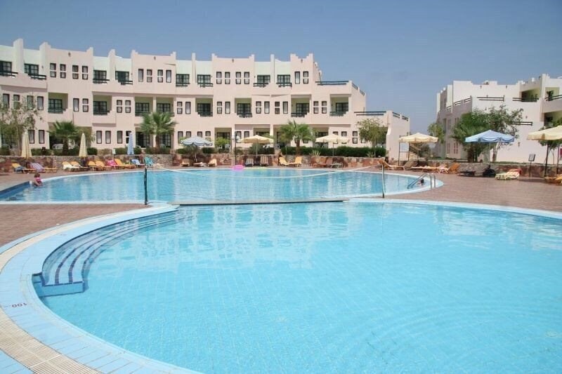 Панорама Sol Y Mar Sea Star Resort 4*